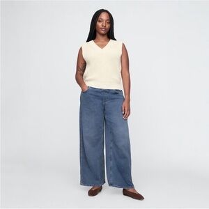 GAP Mid Rise Knit Easy Baggy Jeans NWT LARGE